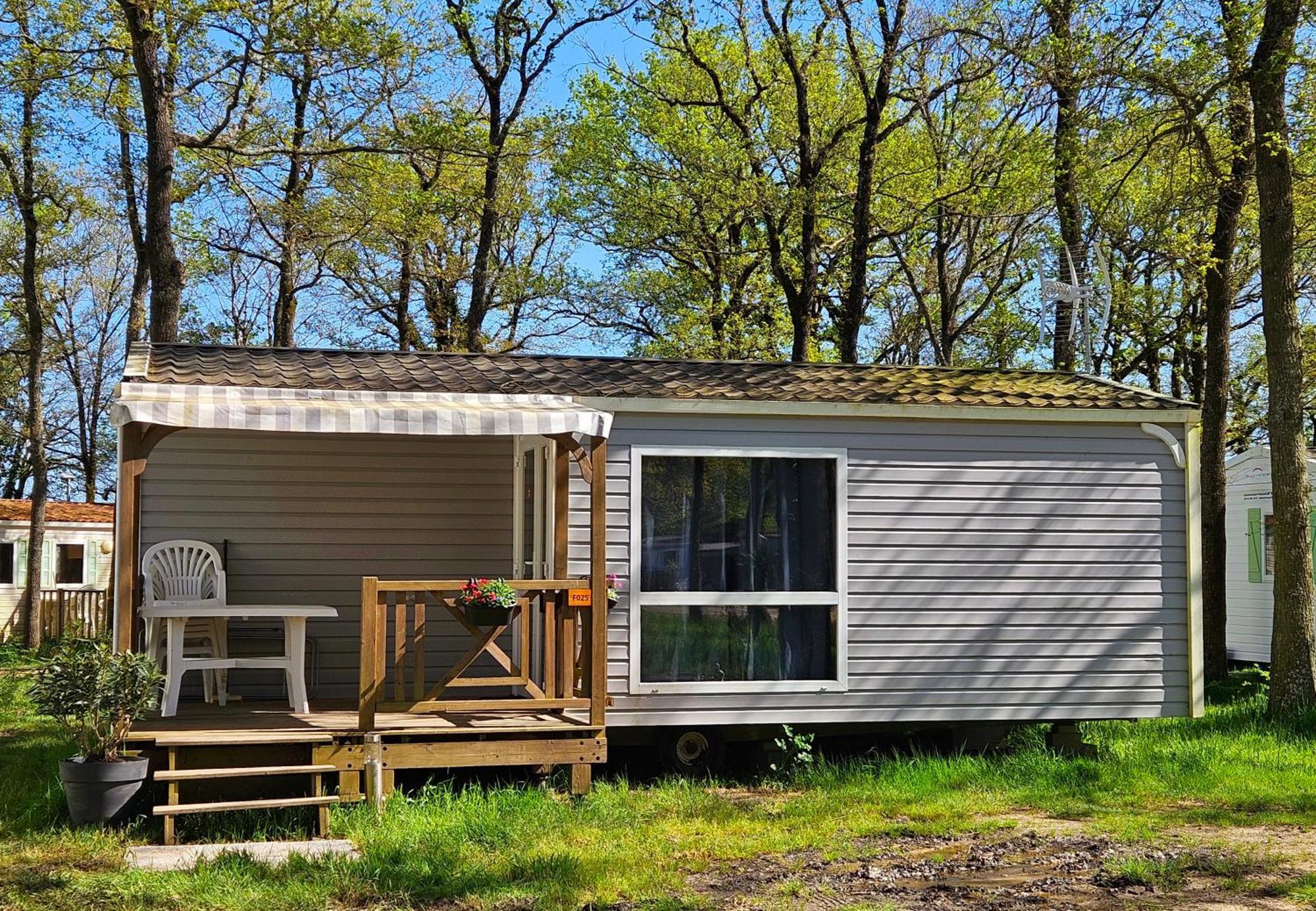 Bungalow Cosy Equipe La Boissiere-de-Montaigu Exteriér fotografie